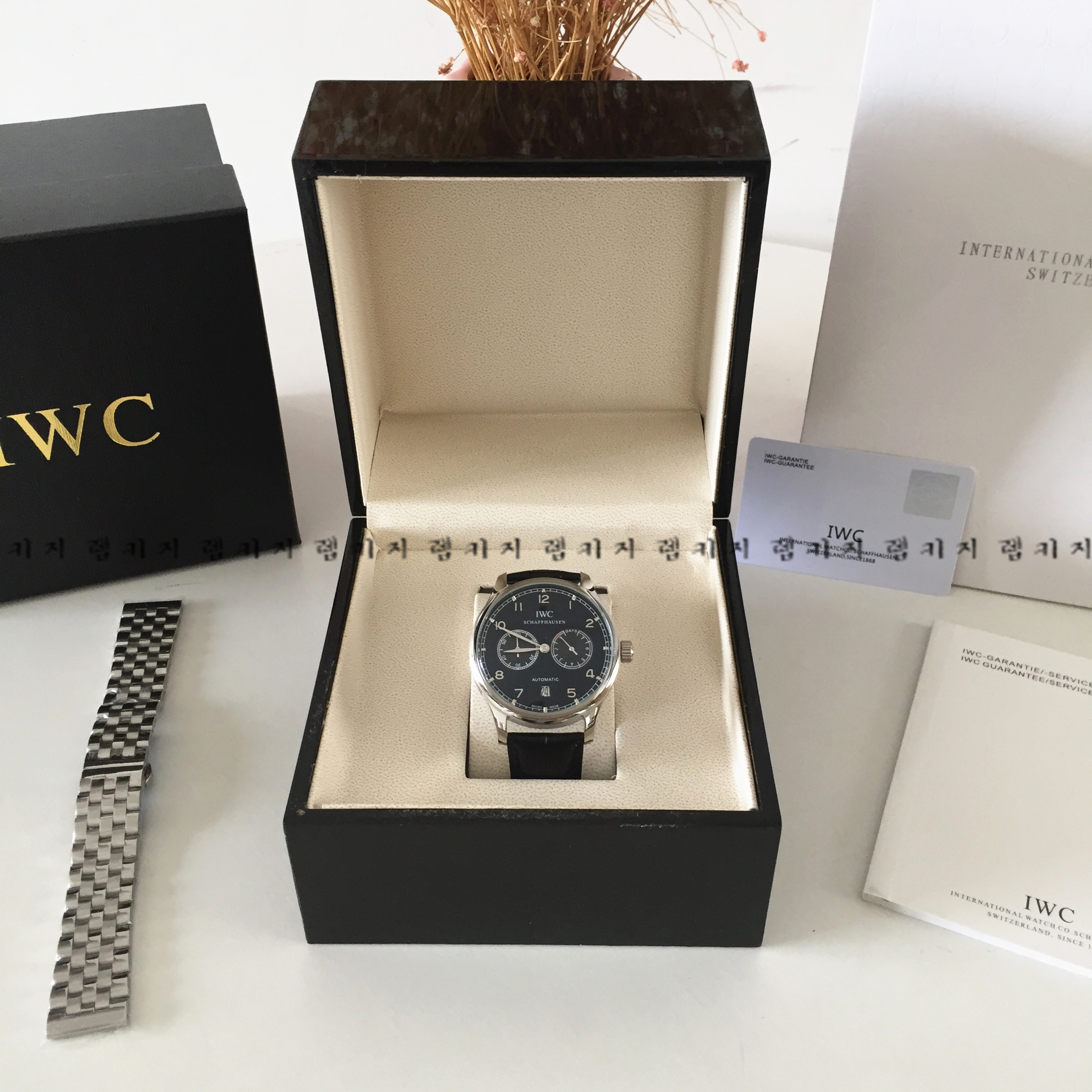 IWC 포르투기즈 7DAY 가죽시계 + 메탈스트랩